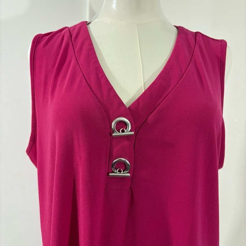 89th & Madison Pink v-neck Tank Sz L. w/ Silver Hook Detail - Picture 2 of 9